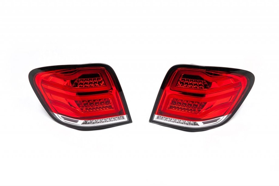 Mercedes ML W164 2005–2011 LED-takavalot (2 kpl) Image