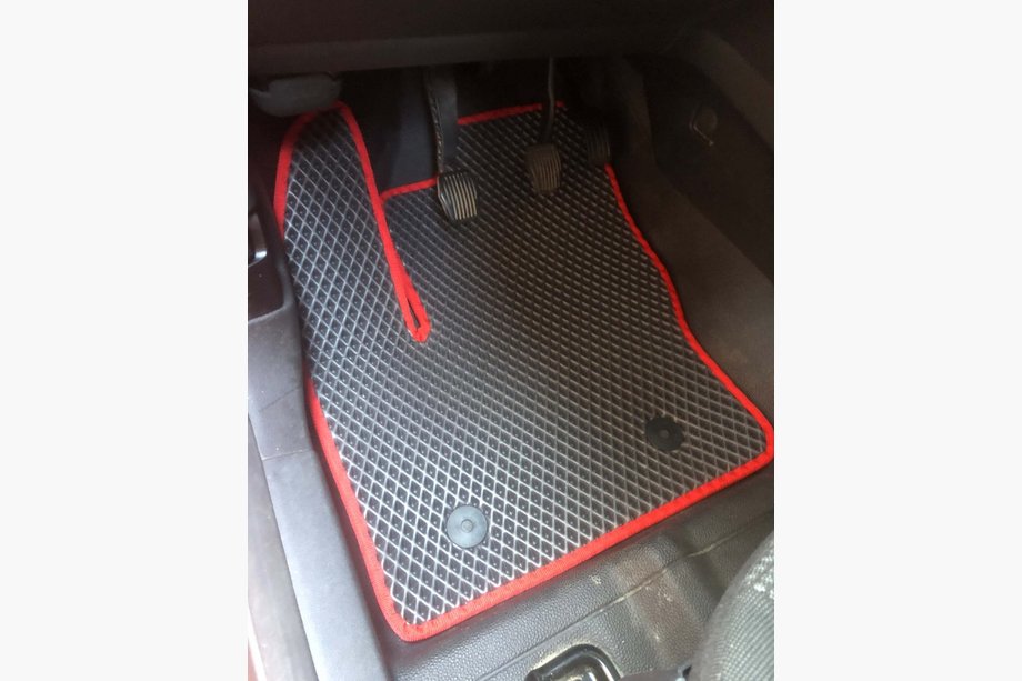 Ford Connect 2014–2021 EVA-lattiamatot (manuaalivaihteisto, mustat) Image