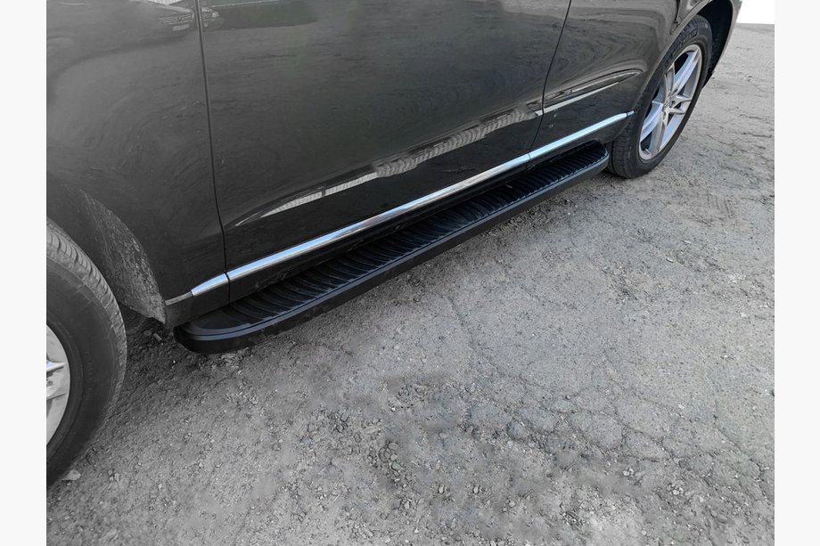 Audi Q5 2008–2017 Tayga Black sivuaskelmat (2 kpl, alumiini) Image