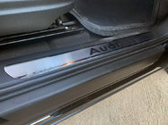 Audi Q5 2008–2017 Sisäkynnyssuojat (4 kpl, Carmos) kuva 1
