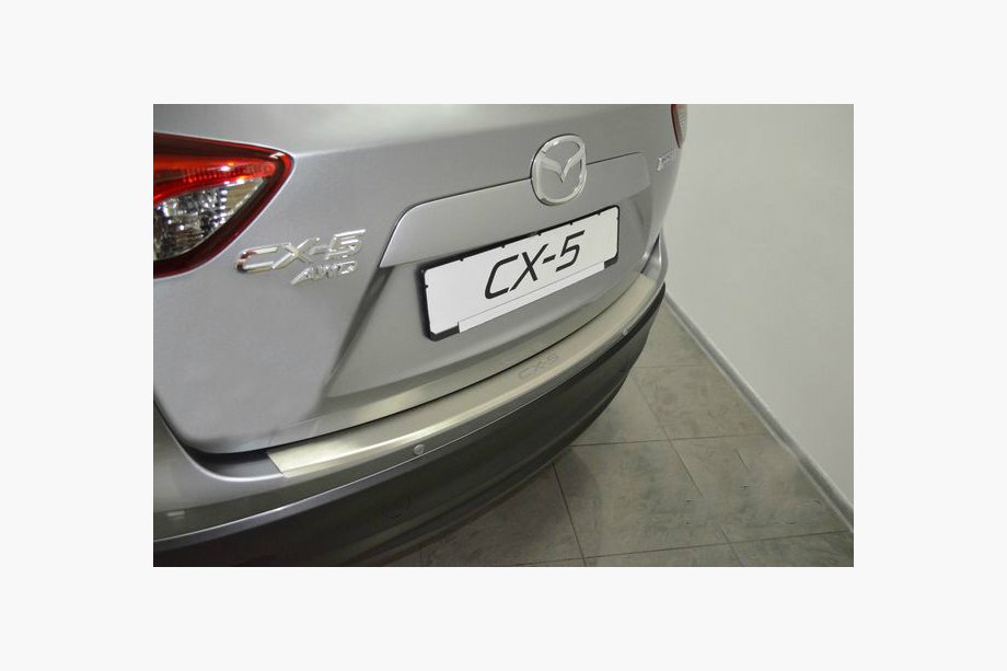 Mazda CX-5 2012–2017 Takapuskurin suojalista taivutuksella Натаніка (ruostumaton teräs) Image