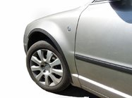 Audi A6 C7 2011–2017 Lokasuojan kaarilevikkeet (4 kpl, mustat) kuva 1