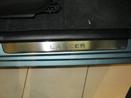 Mitsubishi Lancer 9 2004–2008 Nataniko ovikynnyslistat (4 kpl, ruostumaton teräs) kuva 1
