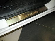Mitsubishi Lancer X 2008– Nataniko ovikynnyslistat (4 kpl, ruostumaton teräs) kuva 1