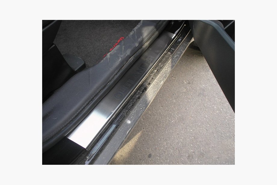 Mitsubishi Outlander 2006–2012 Nataniko ovikynnyslistat (4 kpl, ruostumaton teräs) Premium – 3M-teippi, 0,8 mm Image