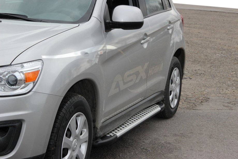 Mitsubishi ASX 2010–2023 Allmond Grey sivuportaat (2 kpl, alumiini) Image
