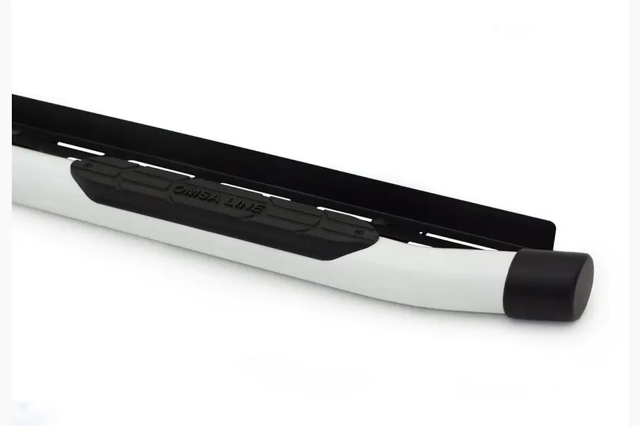 Volkswagen Amarok 2010–2022 Amazon White sivuastinlaudat (2 kpl, mustat) Image
