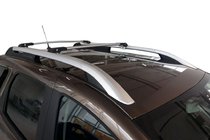 Dacia Duster 2018–2024 Wingbar V1 lukittavat kattotelineen poikkitangot kattokaiteisiin (2 kpl) Harmaa kuva 1