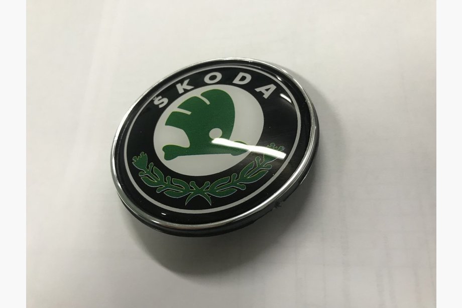 Skoda Superb 2001–2009 Turkki-embleemi (79 mm) Image
