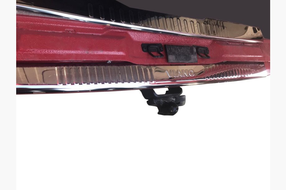 Mercedes Viano 2004–2014 Takapuskurin suojalista käänteellä (Omsa, ruostumaton teräs) Image