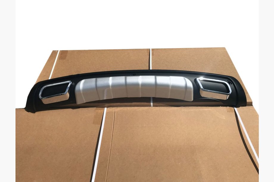 Hyundai IX-35 2010–2015 Takadiffuusorin muovinen lisäosa V3 Image