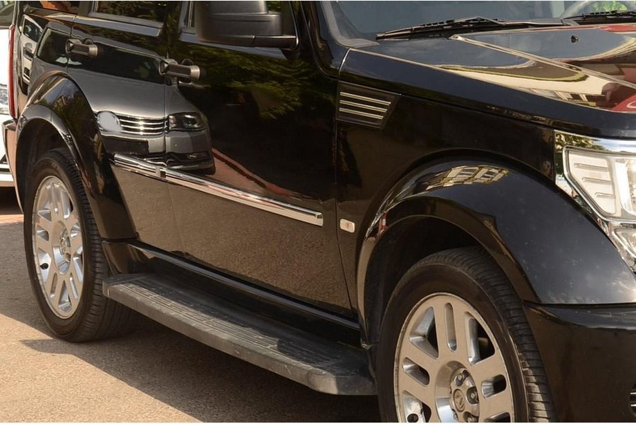 Dodge Nitro 2006–2011 Ovilistat (ruostumaton teräs) Image