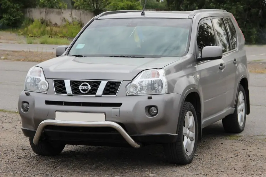 Nissan X-trail T31 2007–2014 Etusuojakaari WT007 (rst) Image
