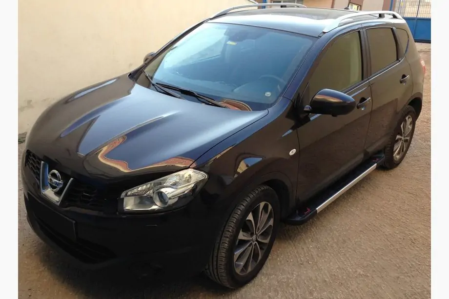 Nissan Qashqai 2010–2014 Sivuporrast RedLine V1 (2 kpl, alumiini) Image