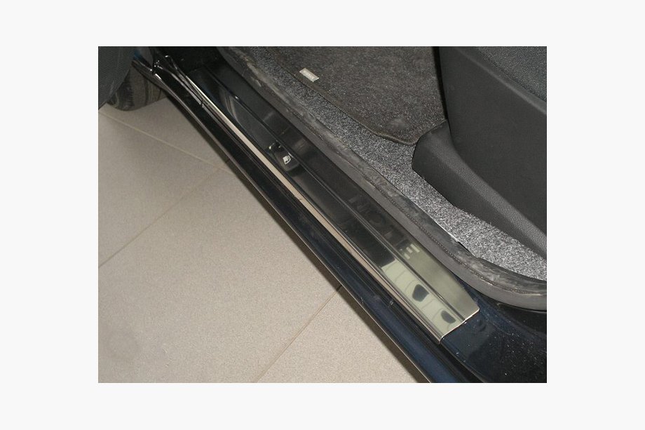 Nissan Note 2004–2012 Nataniko ovikynnyslistat (4 kpl, ruostumaton teräs) Premium - 3M-teippi, 0,8 mm Image