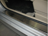 Nissan Tiida 2004–2011 Nataniko ovikynnyslistat (4 kpl, ruostumaton teräs) kuva 1