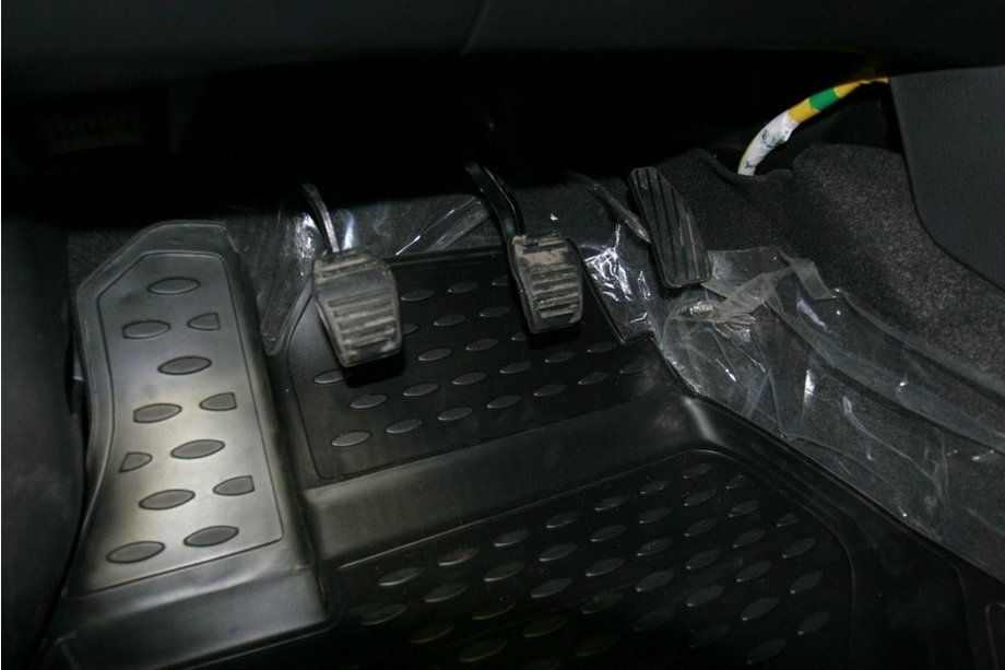 Lifan 620 Solano 2007– (2010↗) 3D-kumimatot matkustamoon (4 kpl, Novline) Image