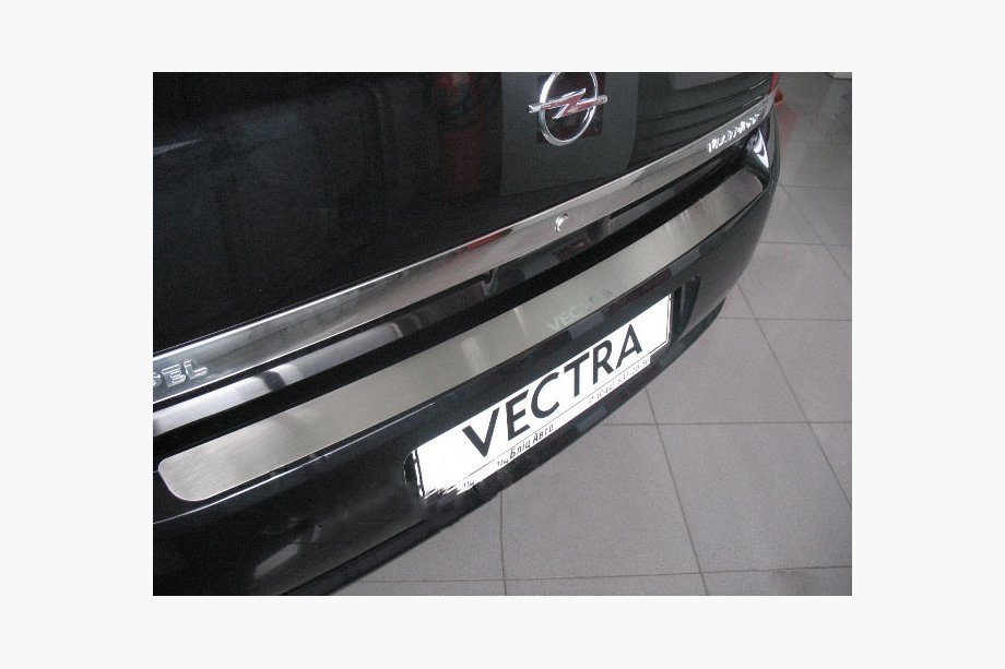 Opel Vectra C 2002–2008 Takapuskurin suojalista Natanika (ruostumaton teräs) Image