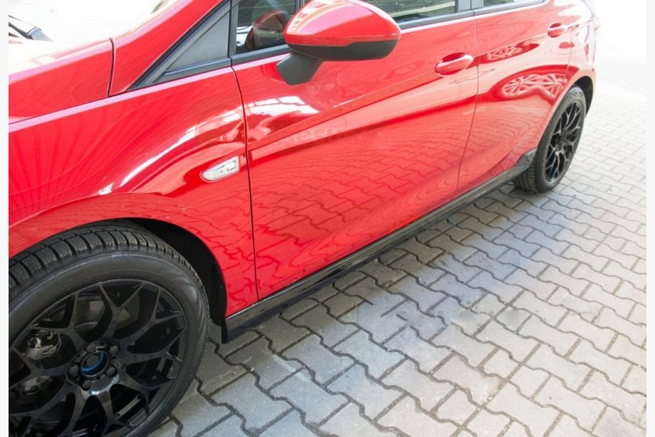 Opel Astra K 2016–2021 HB-sivuhelmat (maalattavaksi) Image