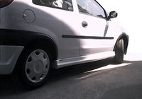 Opel Corsa C 2000–2006 Helmalevikkeet (maalattavaksi) kuva 1