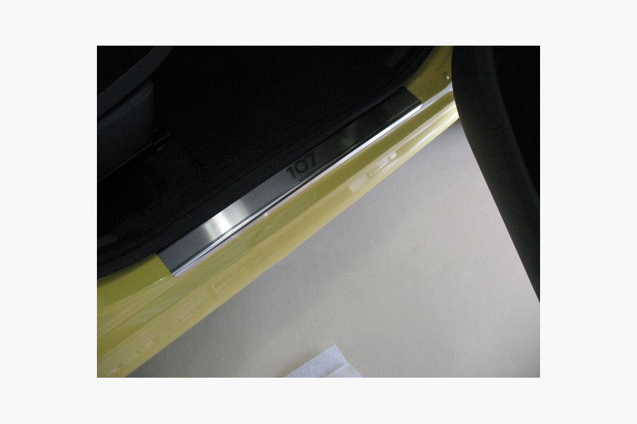 Peugeot 107 2005–2014 Natanika Premium kynnyslistat (4 kpl, ruostumaton teräs) Image