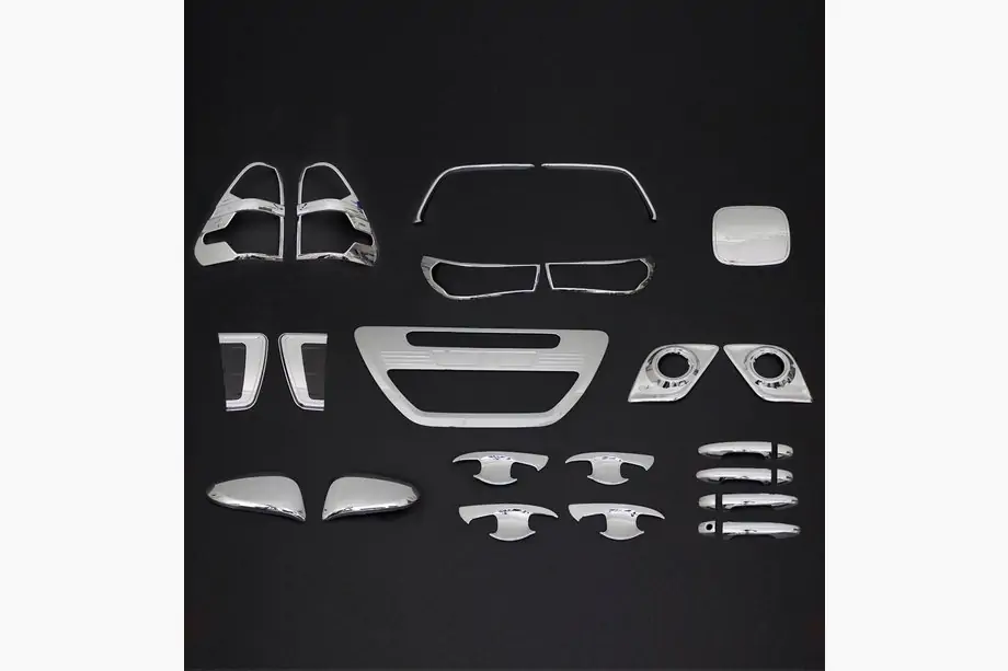 Toyota Hilux 2015– Kromattujen ABS-koristelistojen sarja Image