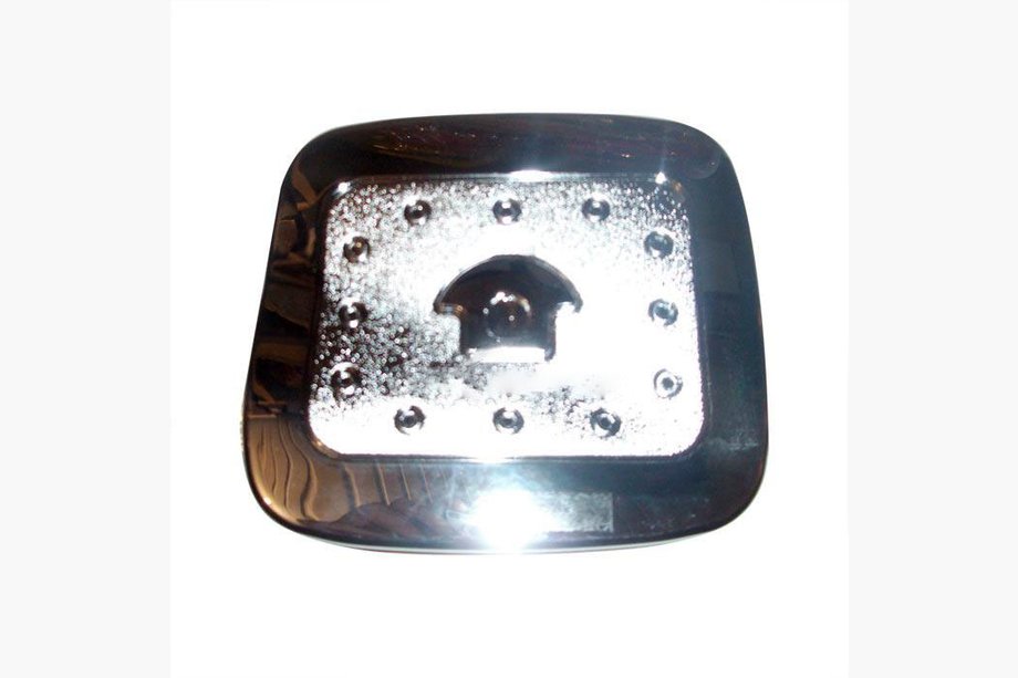 Hyundai Santa Fe 2 2006–2012 Polttoaineluukun suojus (kromattu muovi) Image