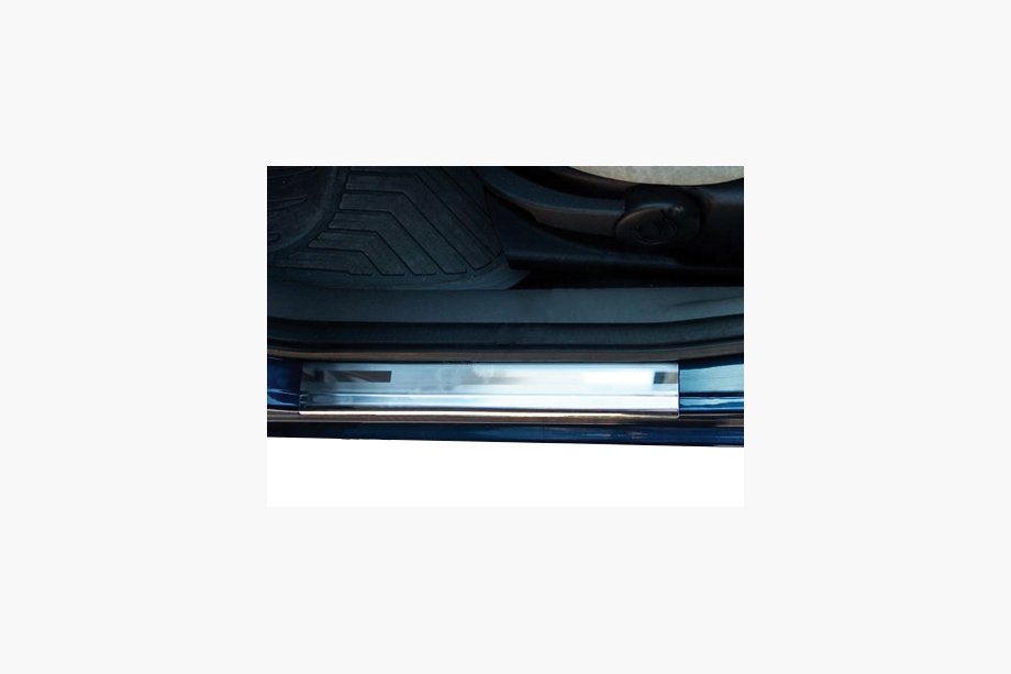 Ford Fiesta 2002–2008 Ovikynnyslistat (ruostumaton teräs) 2 kpl Image
