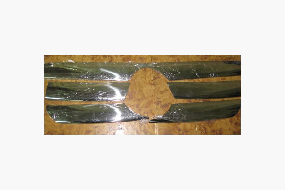 Mercedes ML W163 1997–2005 Leveät säleikön listat (6 kpl, ruostumaton teräs) Image