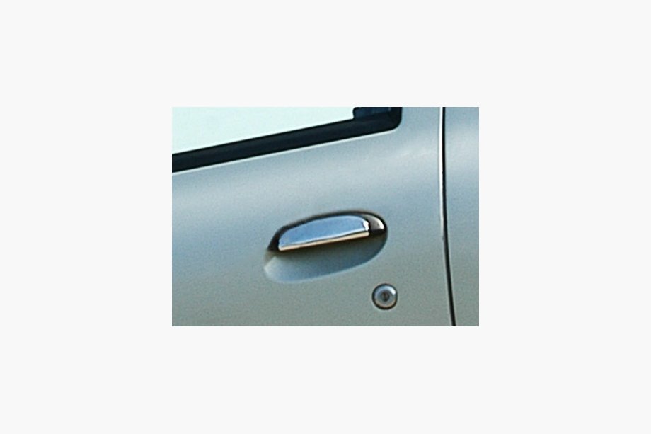 Renault Clio II 1998–2005 Ovenkahvojen suojat (ruostumaton teräs) 2 kpl, Carmos – turkkilaista terästä Image