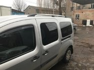 Renault Kangoo 2008–2020 Kromatut kattokaiteet Vakiopohja, muovijalat kuva 3