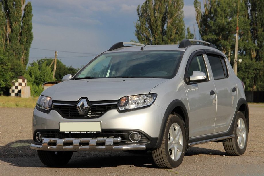 Dacia Sandero 2013–2020 Etusuojakaari ST015 (RST) Image