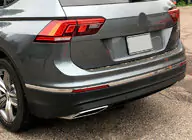Volkswagen Tiguan 2016–2023 Takapuskurin päätylistat 2016-2020 (3 kpl, ruostumaton teräs) kuva 1