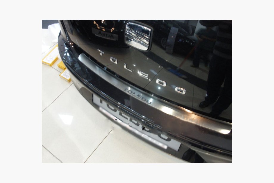 Seat Toledo 2005–2012 Takapuskurin suojalista Nataniko (ruostumaton teräs) Image