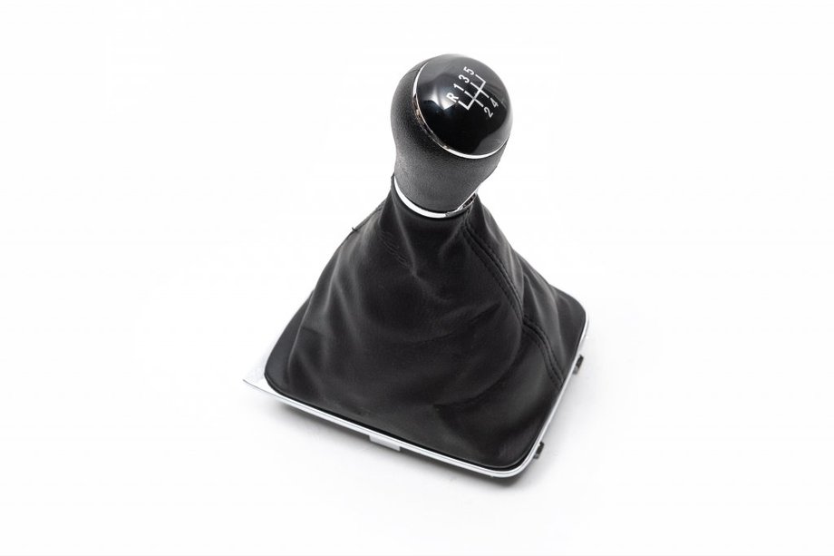 Volkswagen Golf 7/E-Golf 2012–2020 Vaihdekepin nuppi ja suojapussi (5-vaihteinen) Image