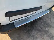 Renault Trafic 2015– OmsaLine takapuskurin suojalista (RST) kuva 1