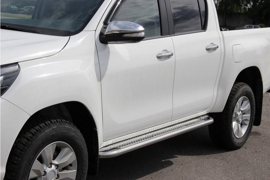 Toyota Hilux 2015– Sivuporrast KB001 (ruostumaton teräs) Image