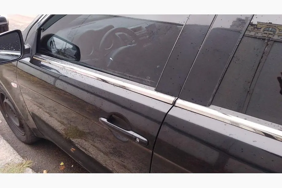 Mitsubishi Lancer X 2008– Ikkunoiden ulkoreunalistat (4 kpl, ruostumaton teräs) Image