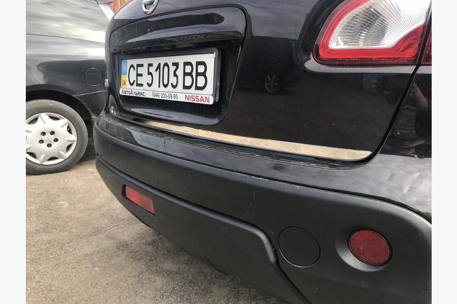 Nissan Qashqai 2007–2010 Tavaratilan lastausreunan suojalista (ruostumaton teräs) Kuva 5