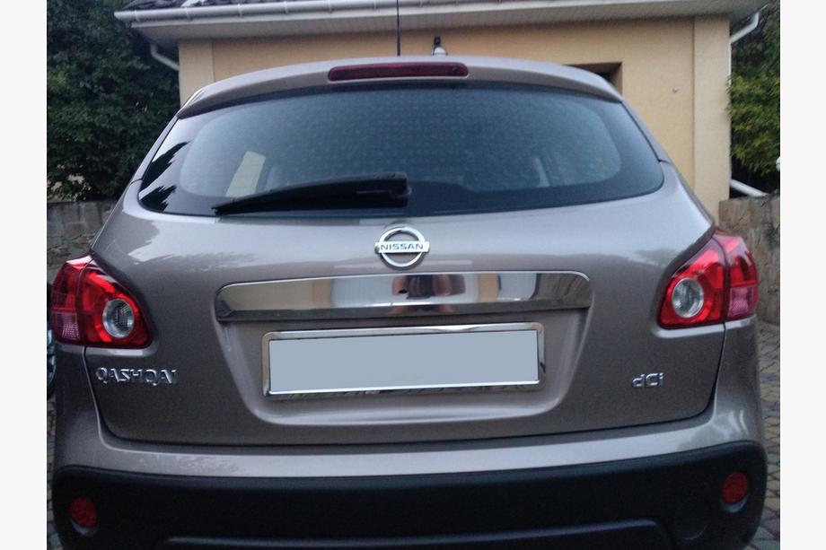 Nissan Qashqai 2007–2010 Rekisterikilven ylälista (ruostumaton teräs) Ilman painiketta, Carmos - turkkilaista terästä Image