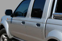Nissan NP300 1999–2015 Ikkunoiden ulkoreunalistat (4 kpl, ruostumaton teräs) kuva 1