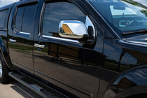Nissan Navara 2006–2015 Peitelista ikkunatuuliohjaimiin (2 kpl, ruostumaton teräs) kuva 1