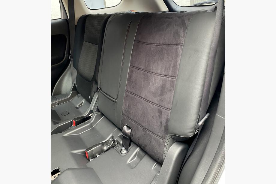 Mitsubishi Outlander 2012–2021 Istuinsuojasarja ekonahka+kangas+Alcantara Antara A001 (täysi sisustasarja) Image