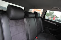 Volkswagen Passat B7 2012–2015 Istuinsuojasarja ekonahka+kangas+Alcantara Antara A001 (täysi sisustasarja) kuva 3
