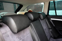 Skoda Octavia II A5 2006–2010 Istuinsuojasarja ekonahka+kangas+Alcantara Antara A001 (täysi sisustasarja) kuva 9
