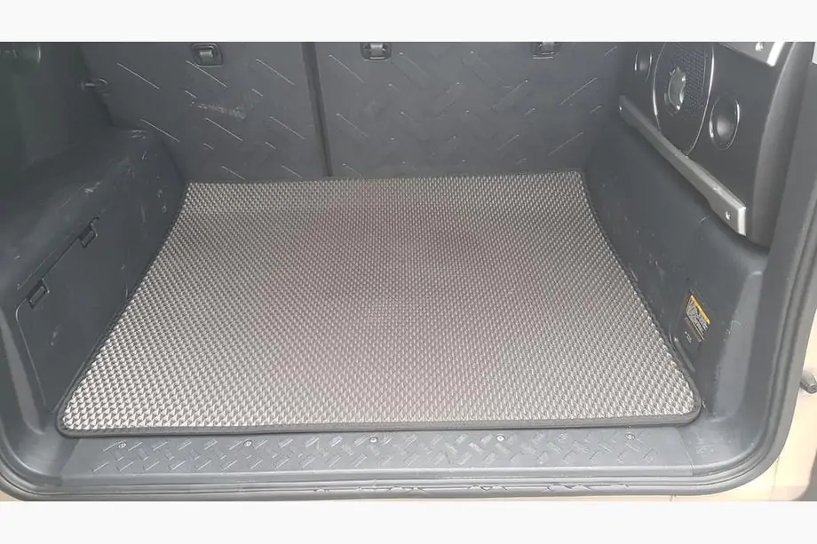 Toyota FJ Cruiser 2006–2022 Tavaratilan matto (EVA, musta) Image