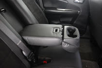 Dodge Journey 2008–2020 Istuinsuojat keinonahka+kangas+antara Antara A001 (3 riviä) kuva 9