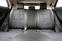 Toyota Yaris/Yaris Cross (XP210) 2020– Istuinsuojasarja ekonahka+kangas+Alcantara Antara A001 (täysi sisustasarja) kuva 3