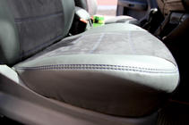 Volkswagen Caddy 2010–2015 Auton istuinsuojat keinonahka + kangas + alcantara Antara A001b (täysi sarja, koko sisusta) kuva 13