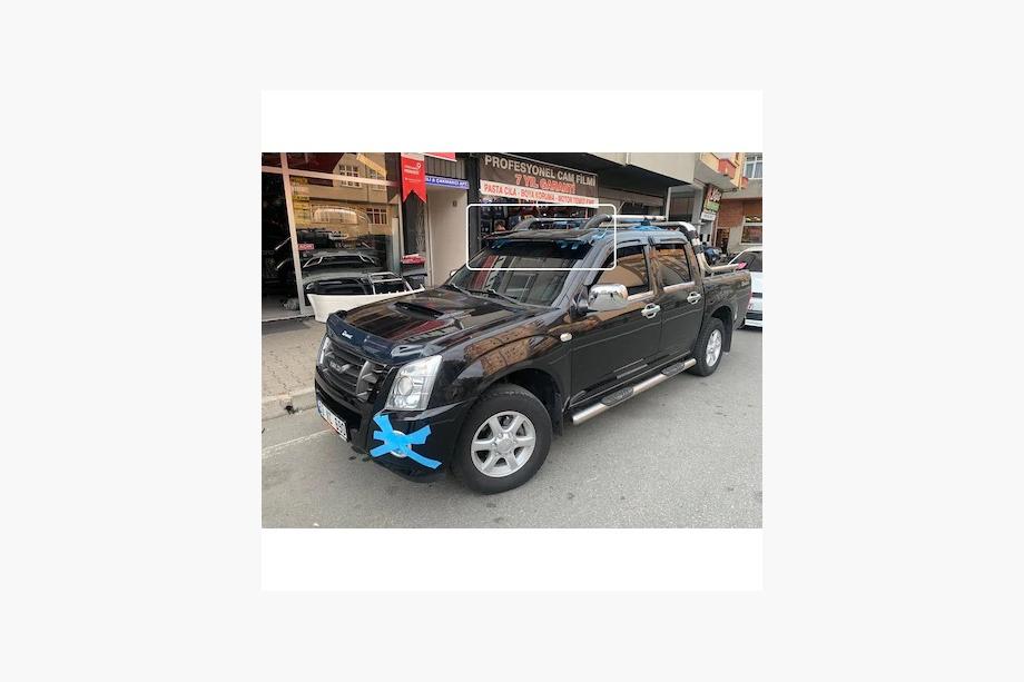 Isuzu D-Max 2011–2019 Tuulilasin aurinkolippa rungolla V1 (kiiltävä musta, 5 mm) Image
